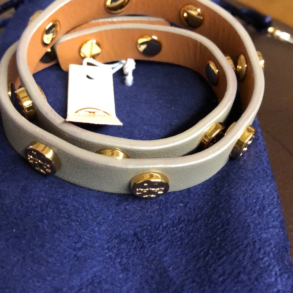 Double wrap logo stud bracelet